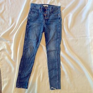 Maxwell 10” high- rise skinny jeans size 26